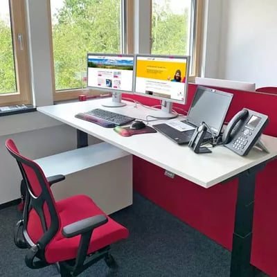 BRANDMAUER_Office_14_550x550px_IMG_5287_210804-min