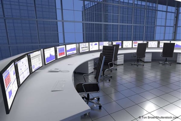 IT Security: Welche Aufgaben hat ein Security Operations Center (SOC)?_Security-Operation-center_mit-copyright_2356x1573px_komprimiert