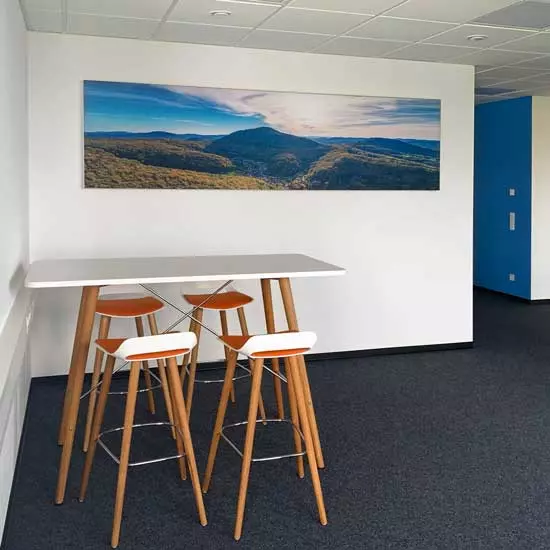 BRANDMAUER_Office_12_550x550px_IMG_5363_210721-min